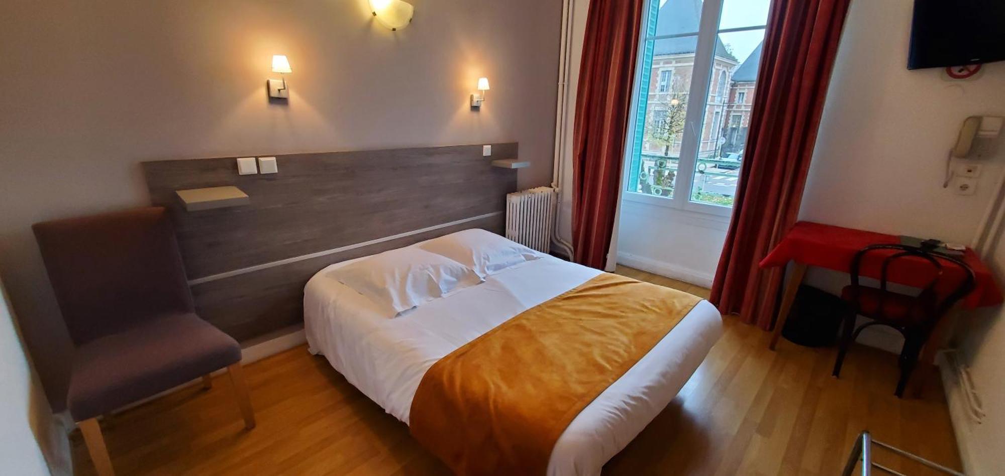 Hotel Bar Restaurant Saint Paul Verdun Zewnętrze zdjęcie