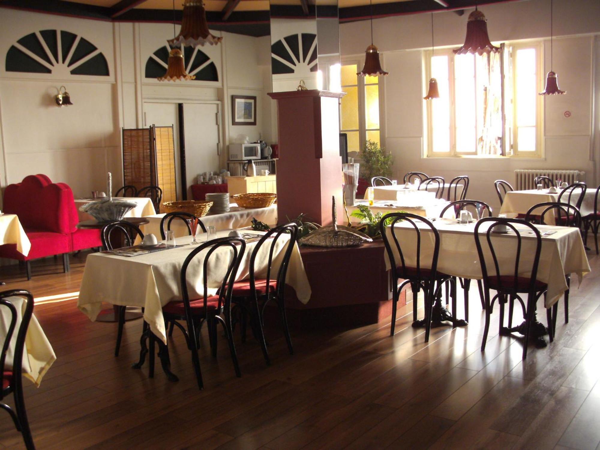 Hotel Bar Restaurant Saint Paul Verdun Zewnętrze zdjęcie