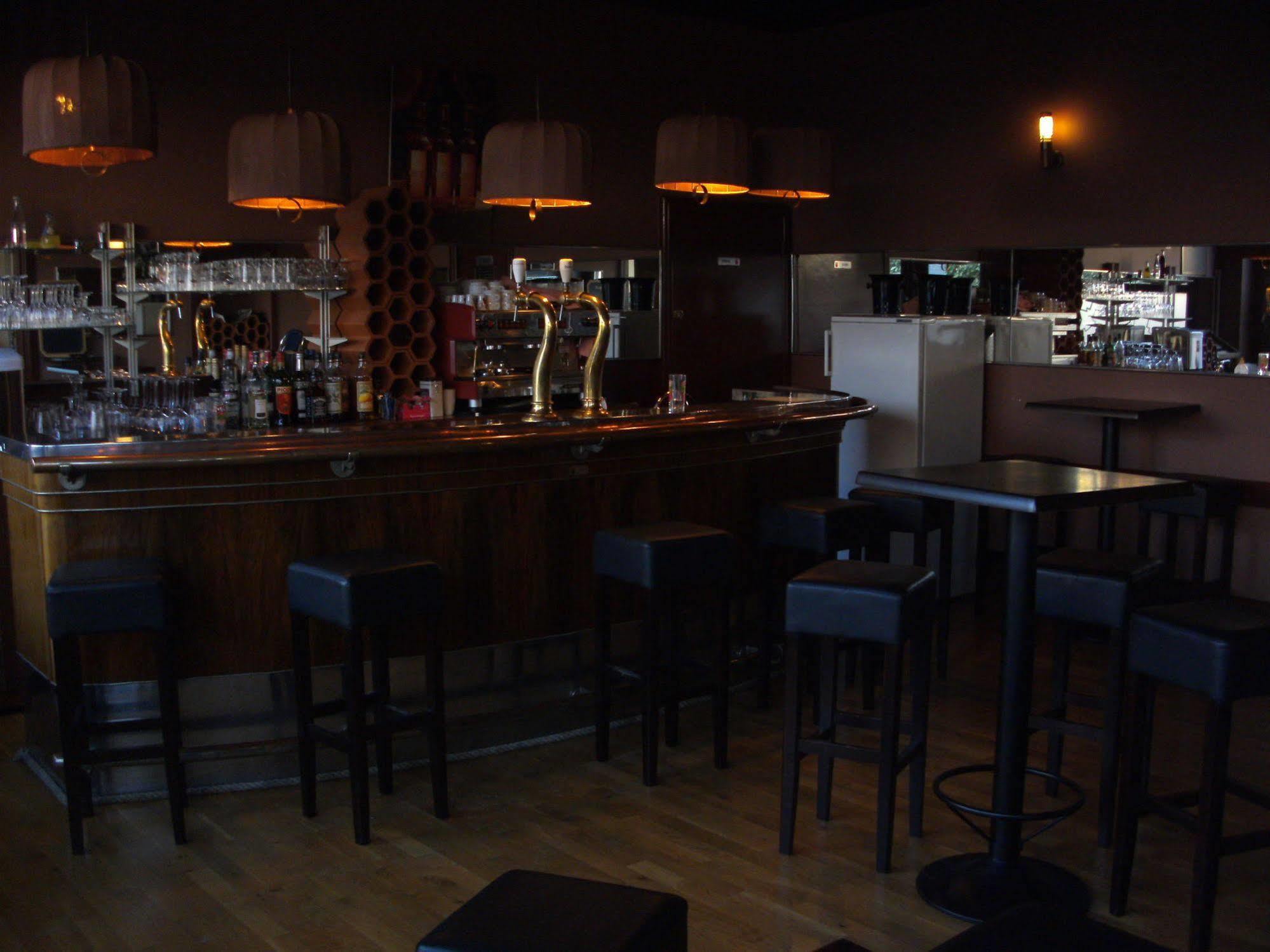 Hotel Bar Restaurant Saint Paul Verdun Zewnętrze zdjęcie